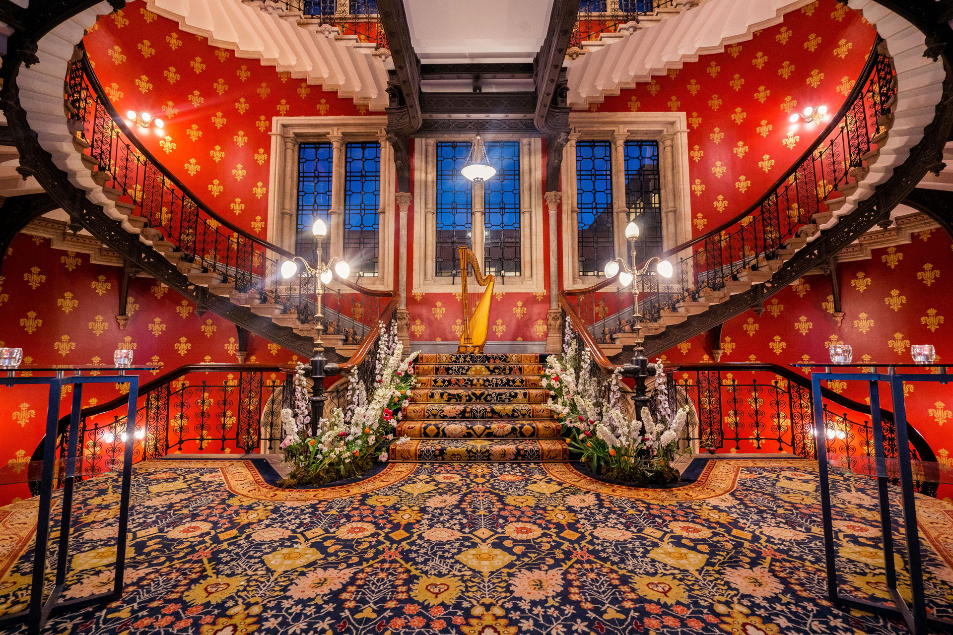 St Pancras Renaissance Hotel London staircase
