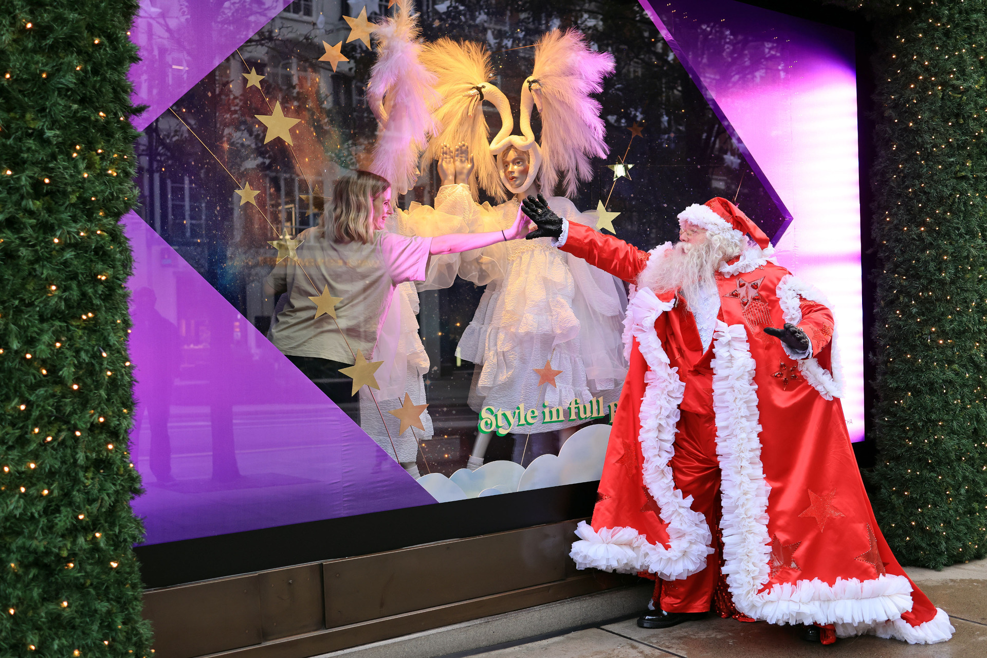 London's Best Christmas Window Displays To See This Season