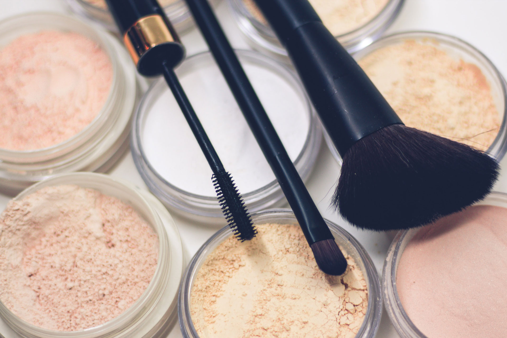 Ask The Expert: MUA Caroline Barnes