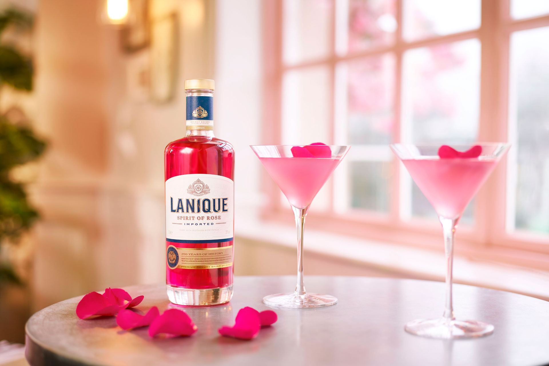 Cocktail Rose Petal Martini