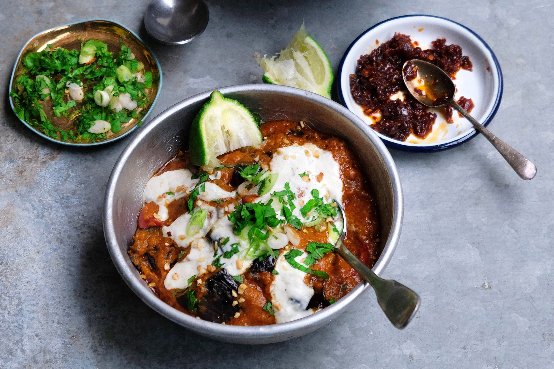 Spicy peanut aubergine curry