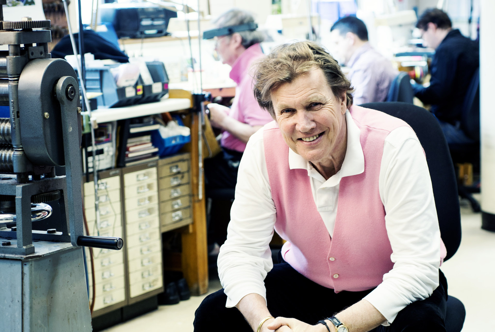 Scrapes, Scandals and Storytelling with Theo Fennell