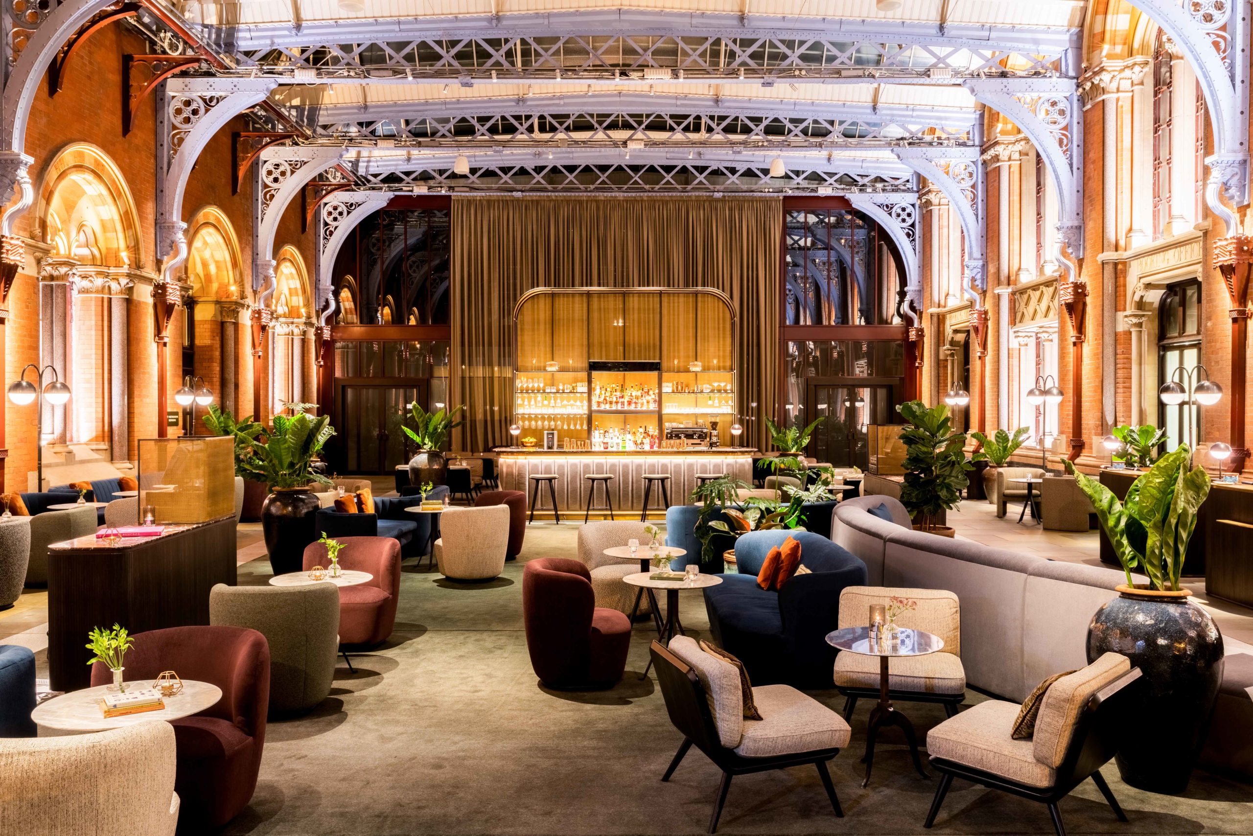 The Booking Office bar in St Pancras Renaissance Hotel