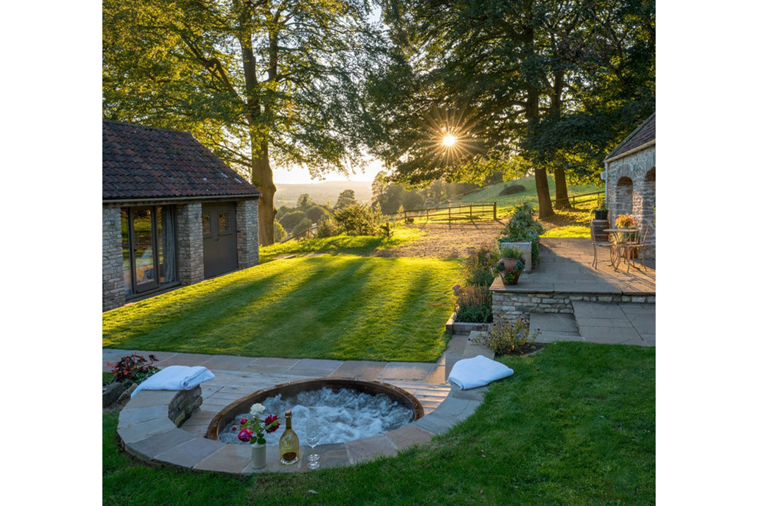 Riviera Hot Tubs