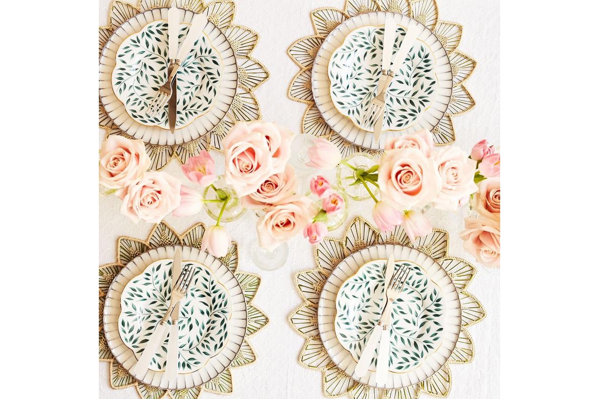 Maison Margaux tablescape
