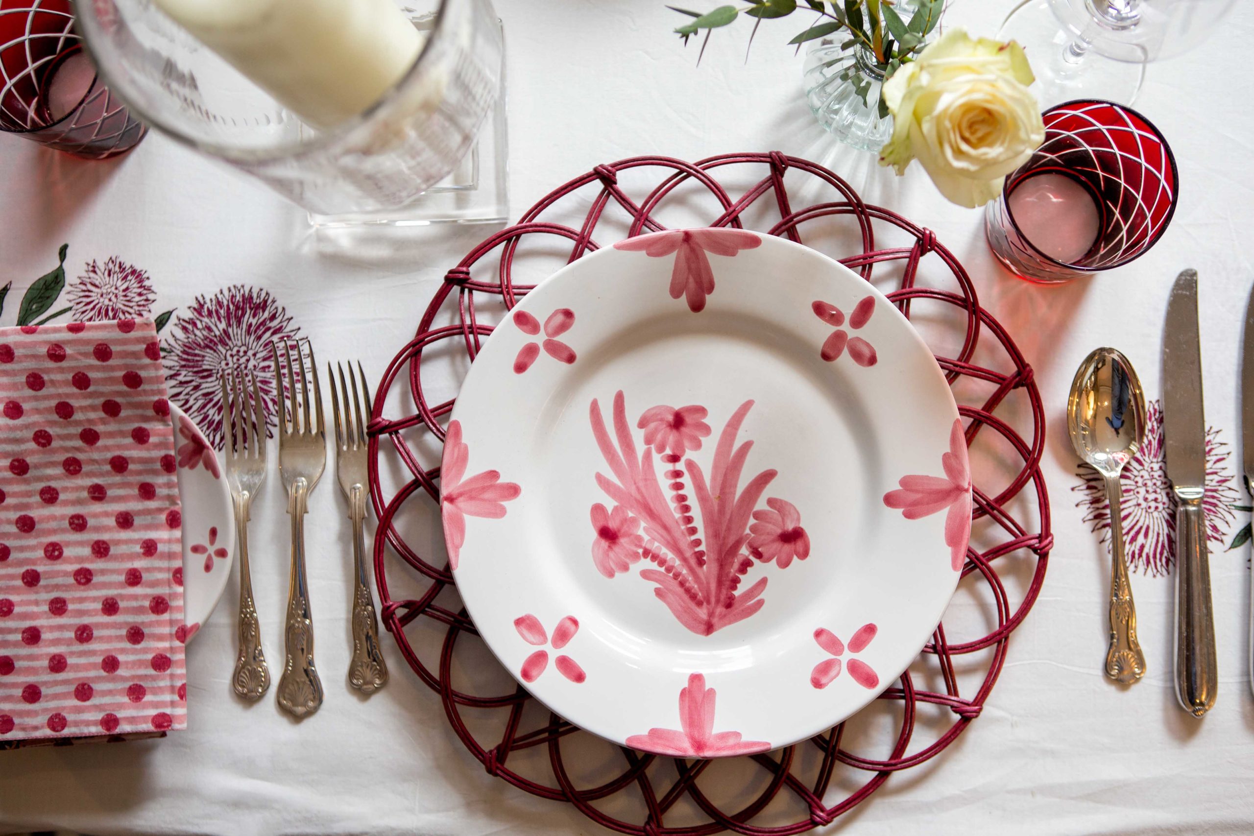 Penny Morrison pink tablescape