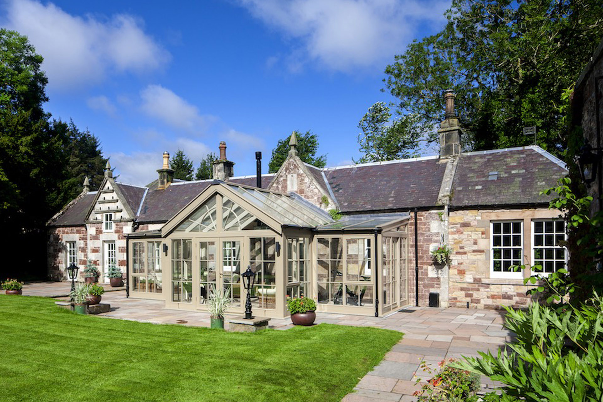 Mozolowski & Murray conservatory