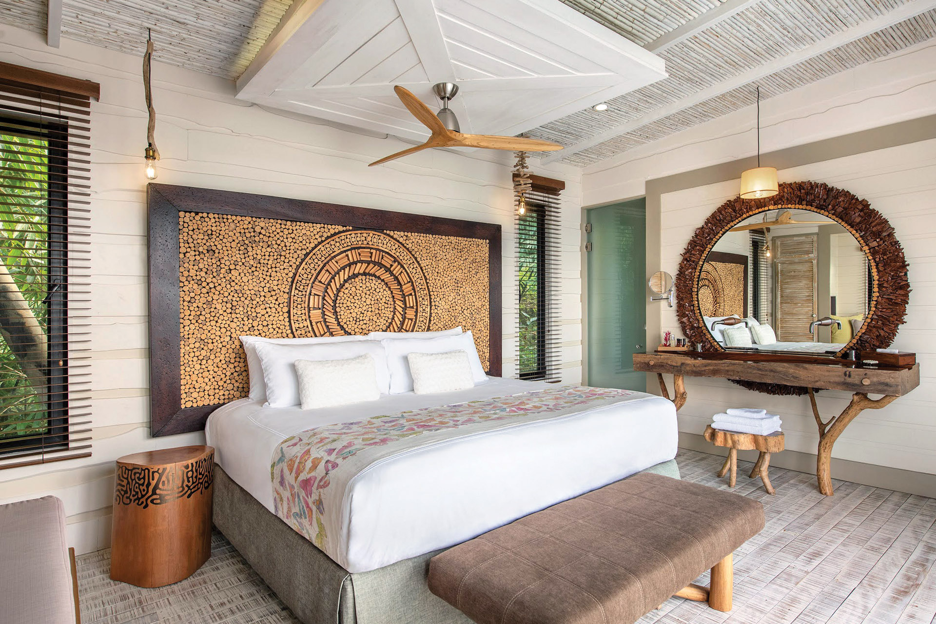 Origins Lodge bedroom