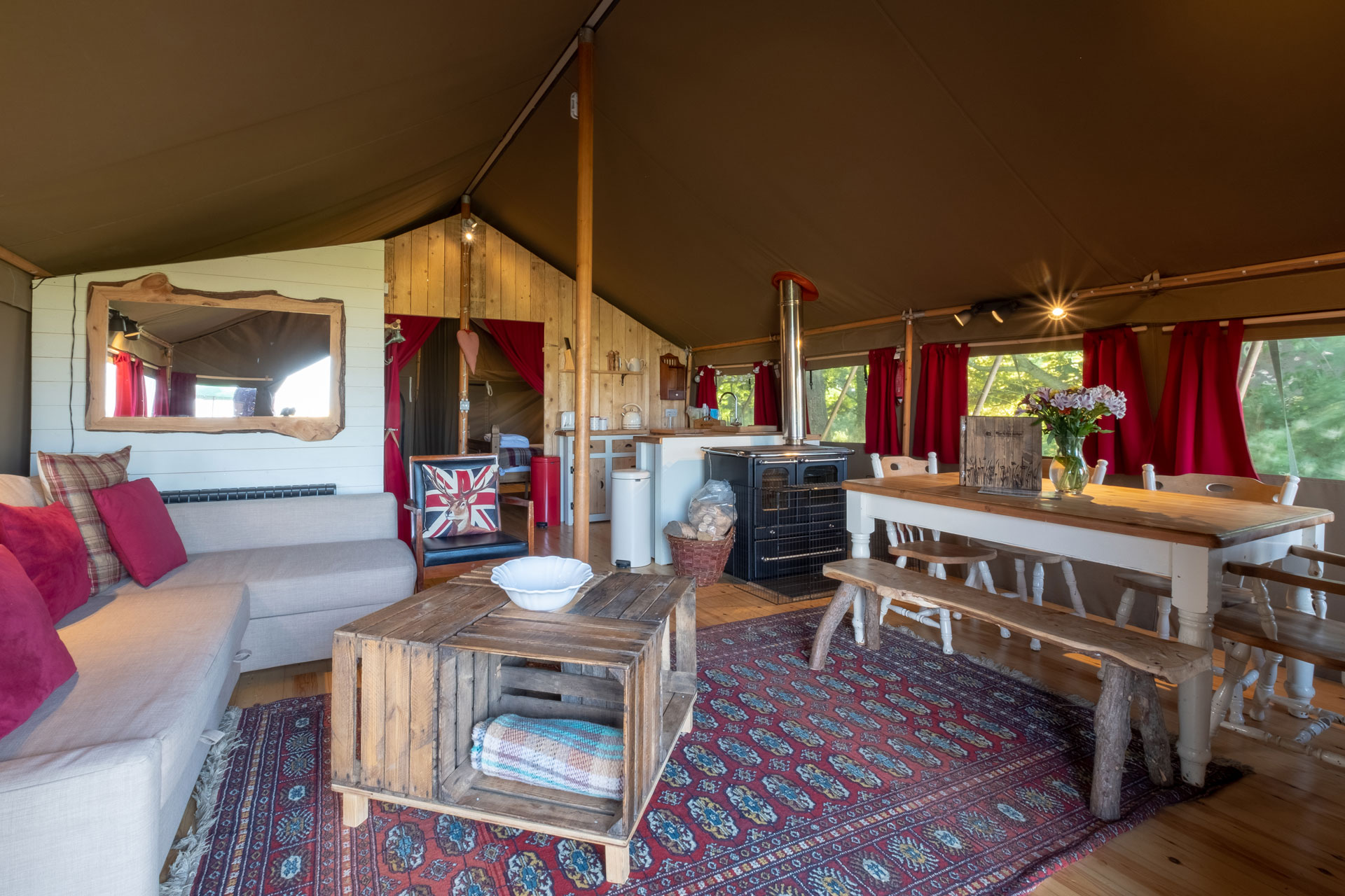 Tom’s Eco Lodges