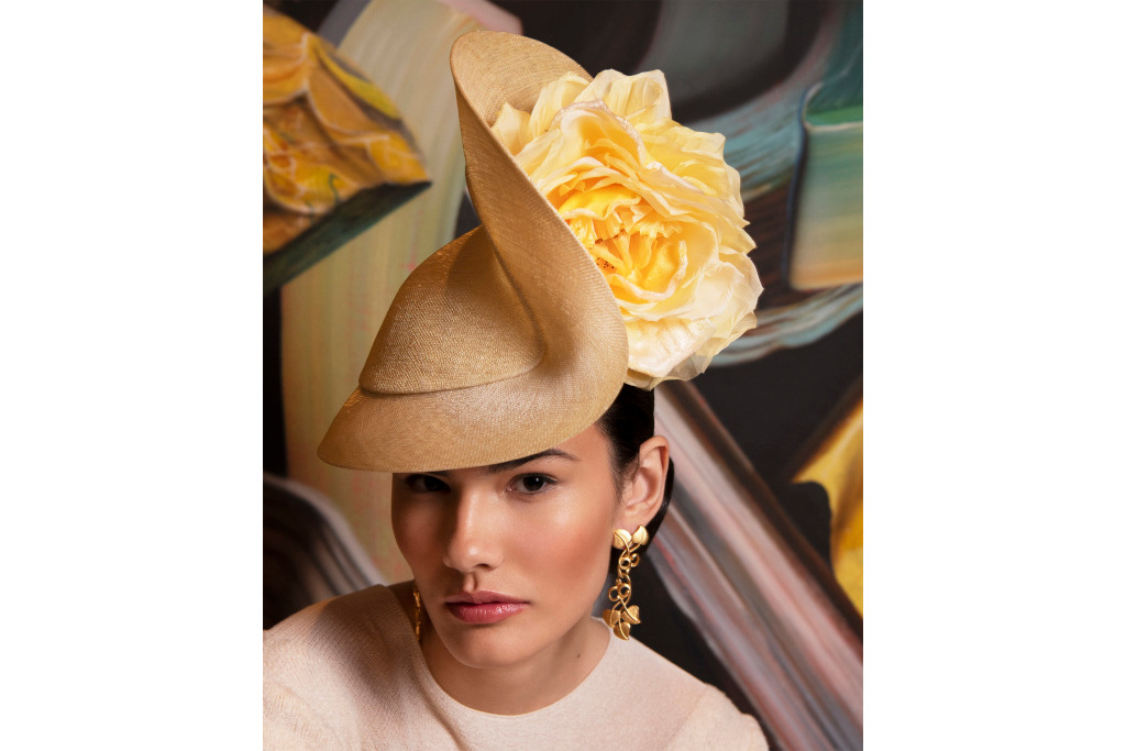 Model in yellow hat for Ascot