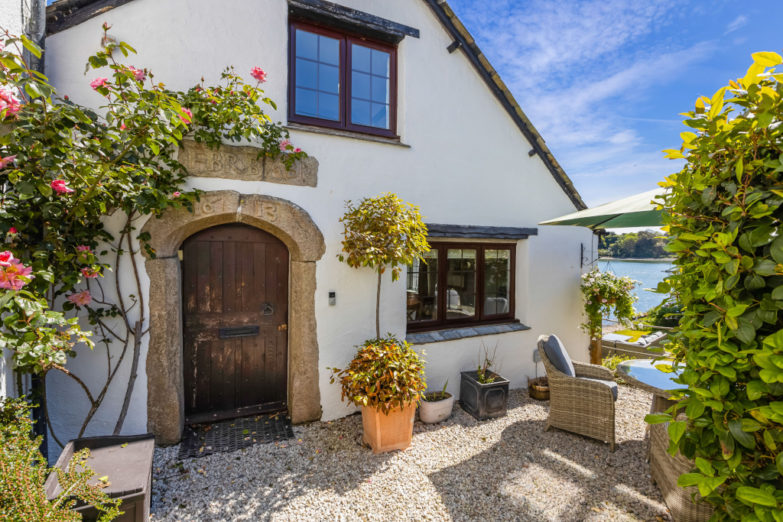 Dream Homes by the Sea on the Market Now Property