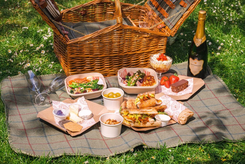 Hattingley Summer Picnic Hamper