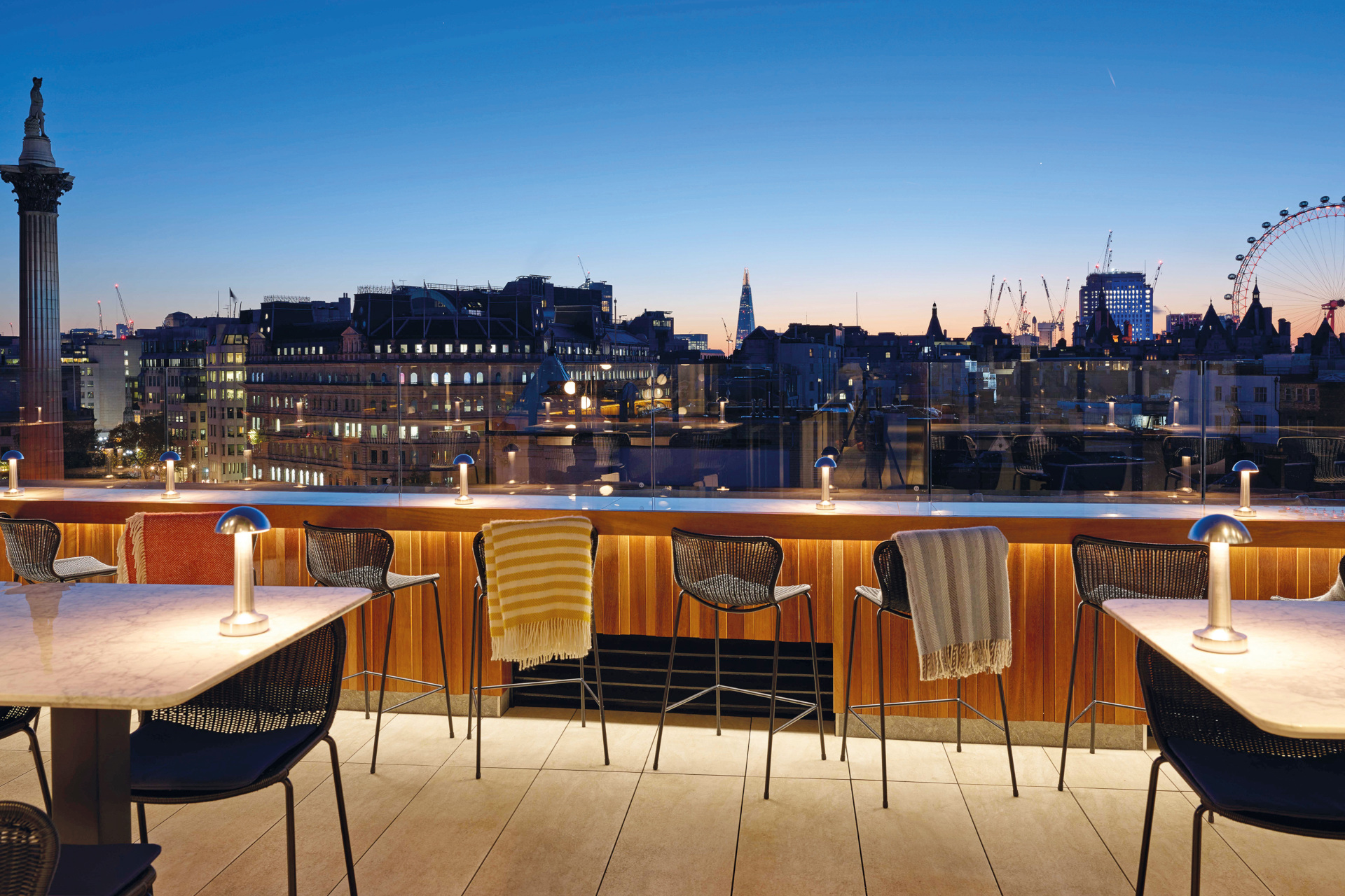 Rooftop bar overlooking London