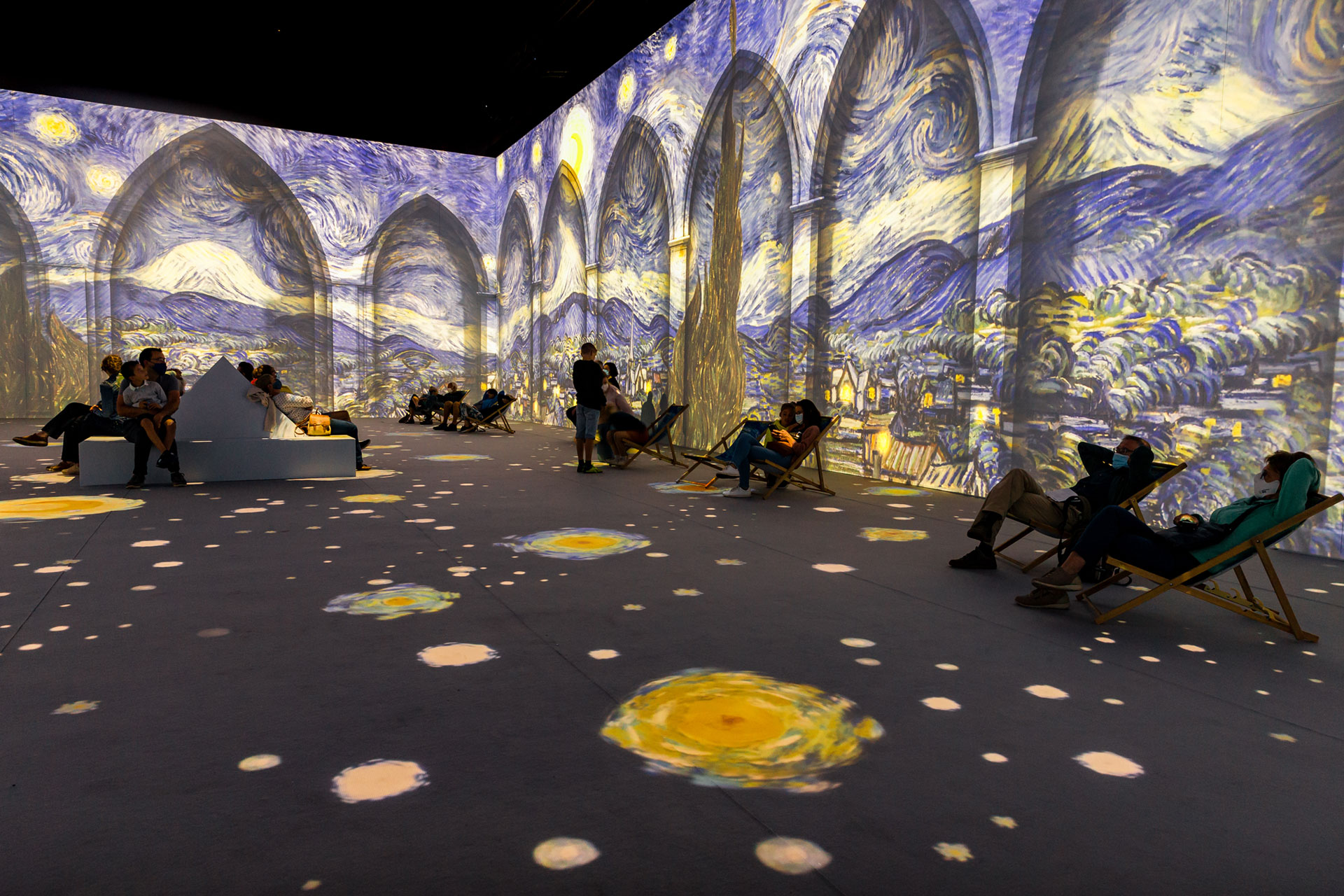 Van Gogh: The Immersive Experience, Exhibition Hub
