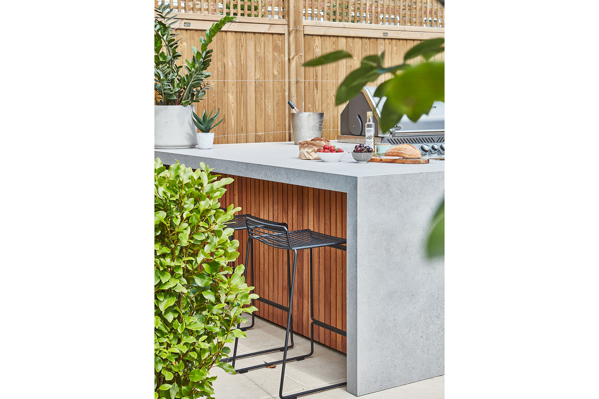 Blakes outdoor kitchen