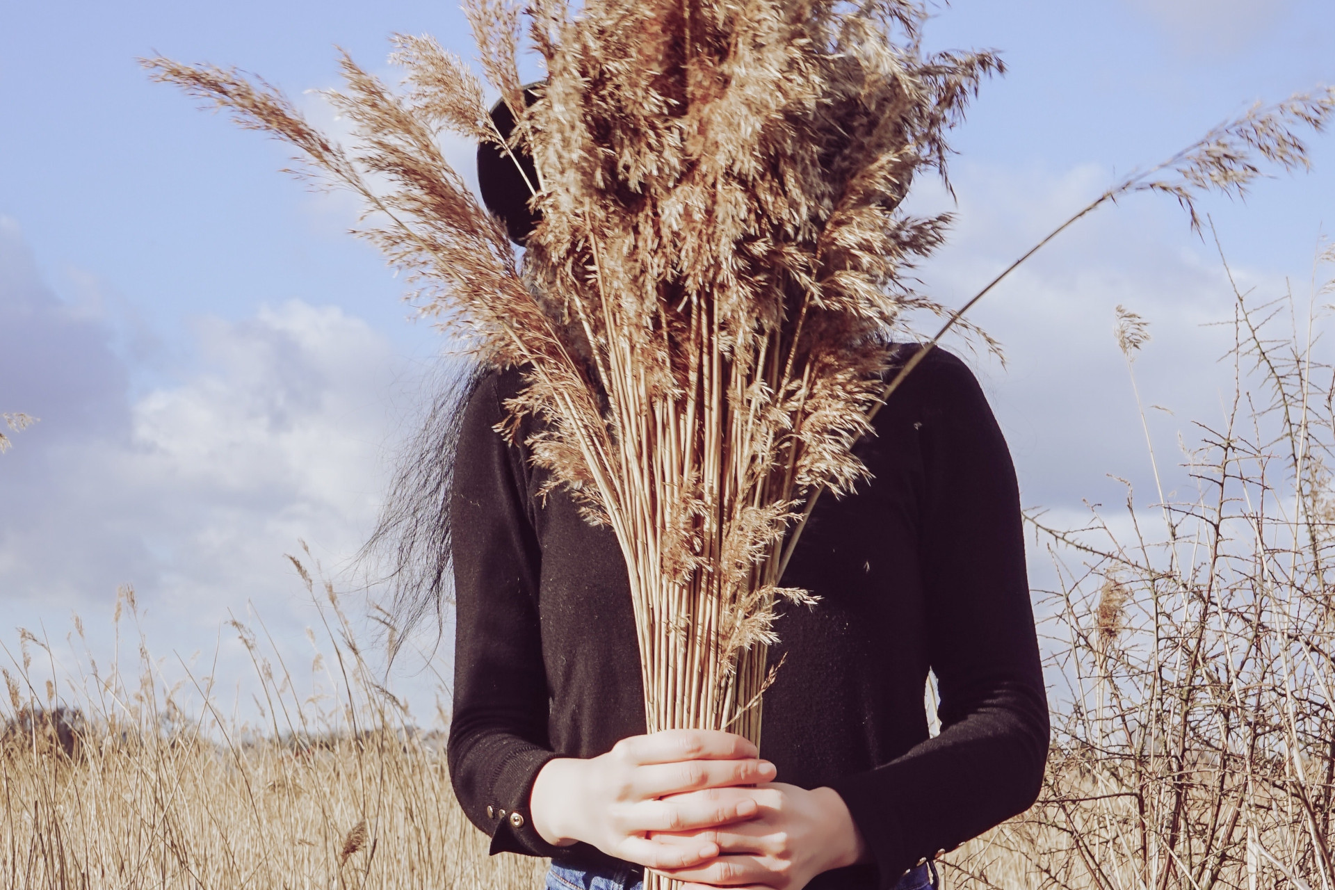 How To Tackle Hay Fever This Summer
