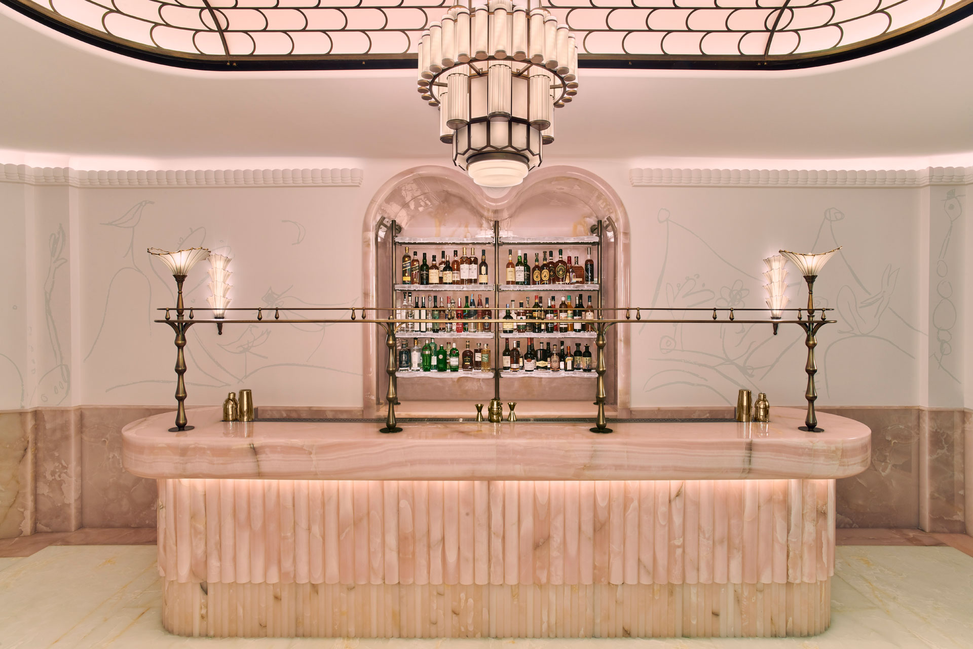 Chic Hotel Bars You Need To Visit in London