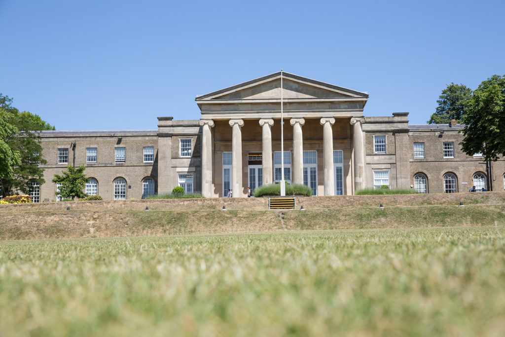 Mill Hill School