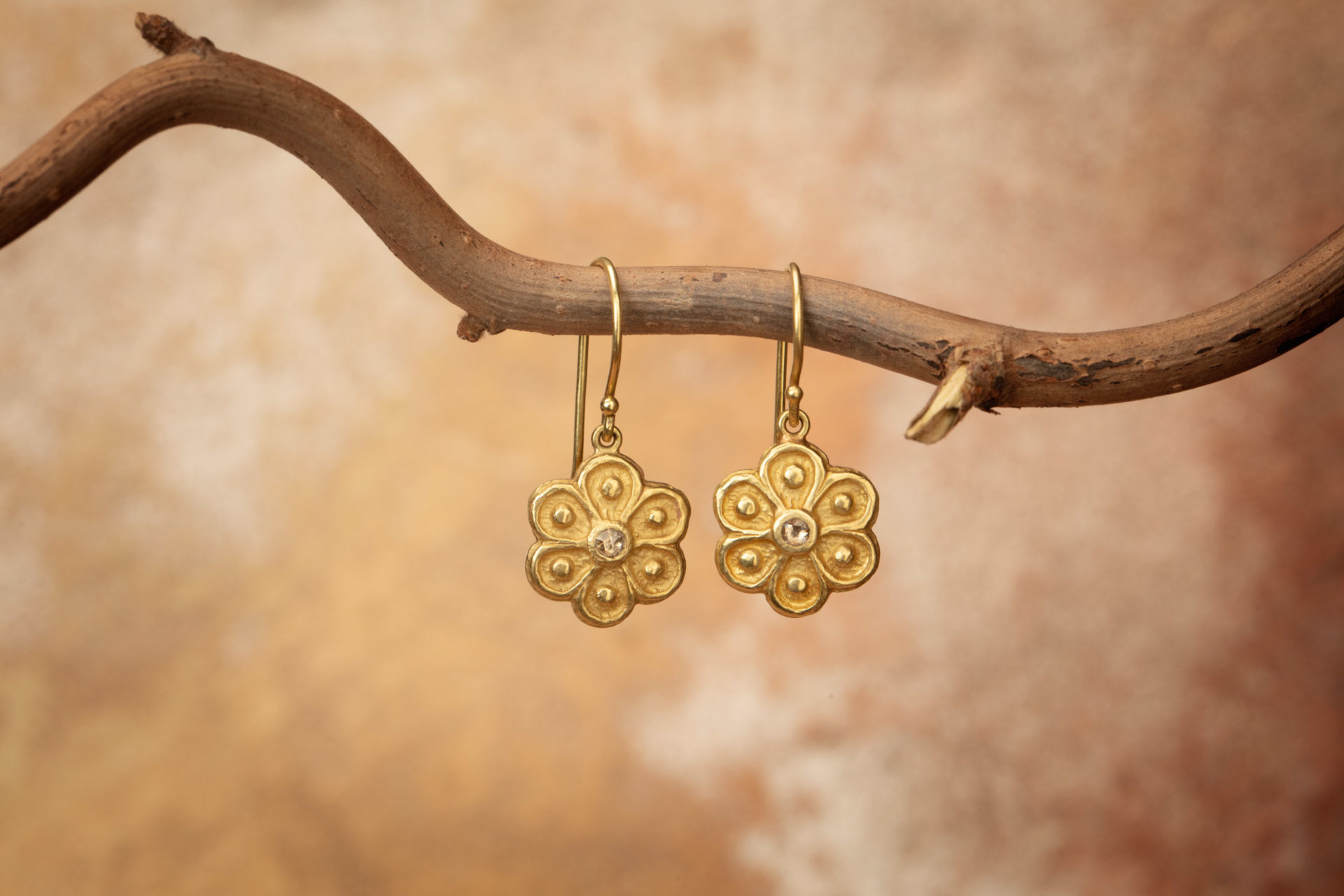 This Jewellery Auction is Raising Funds for Afghan Women