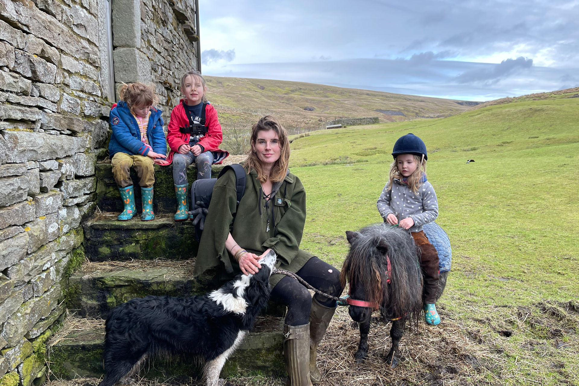 Amanda Owen and her family