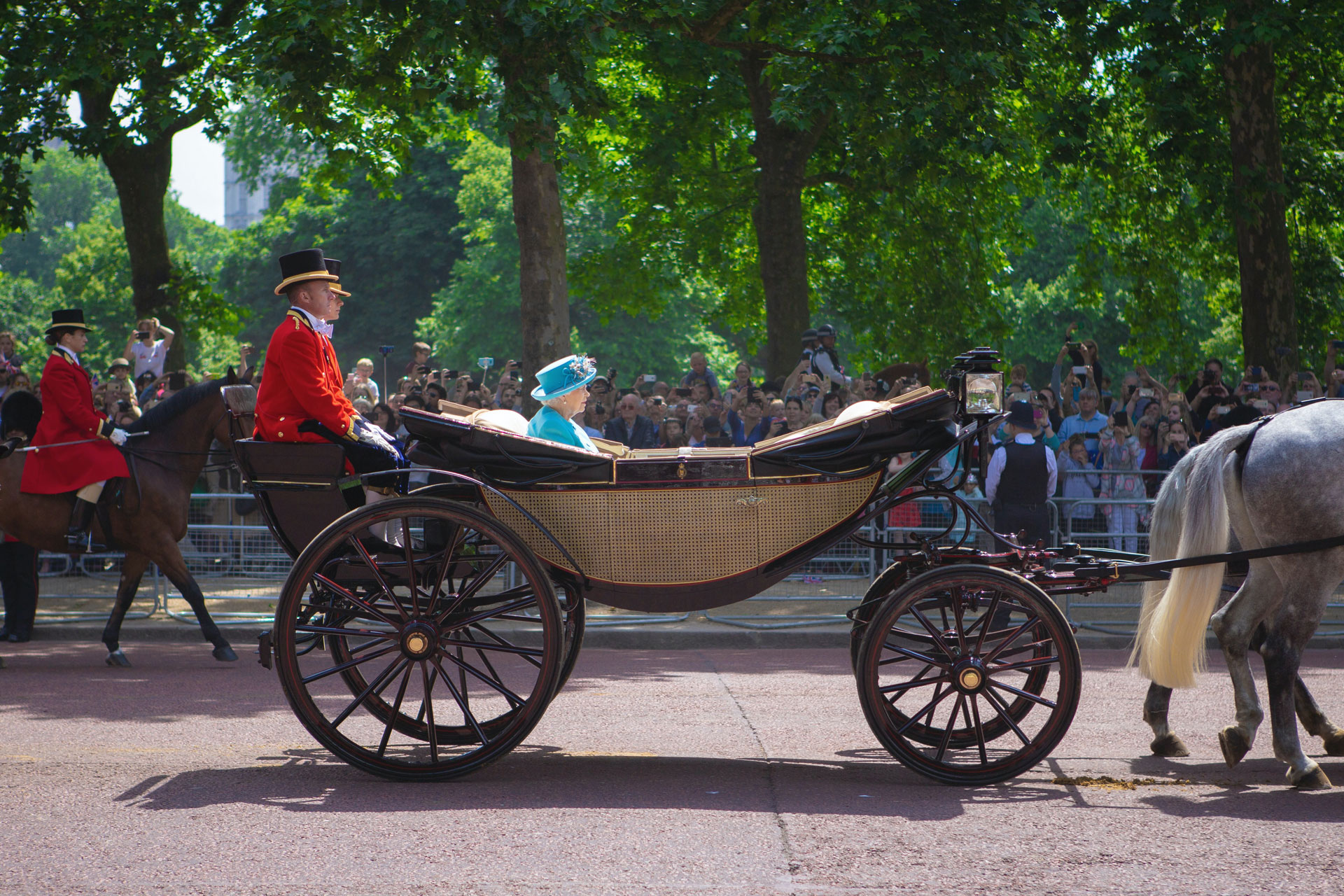 What Does The Royal Family Give Each Other For Christmas?