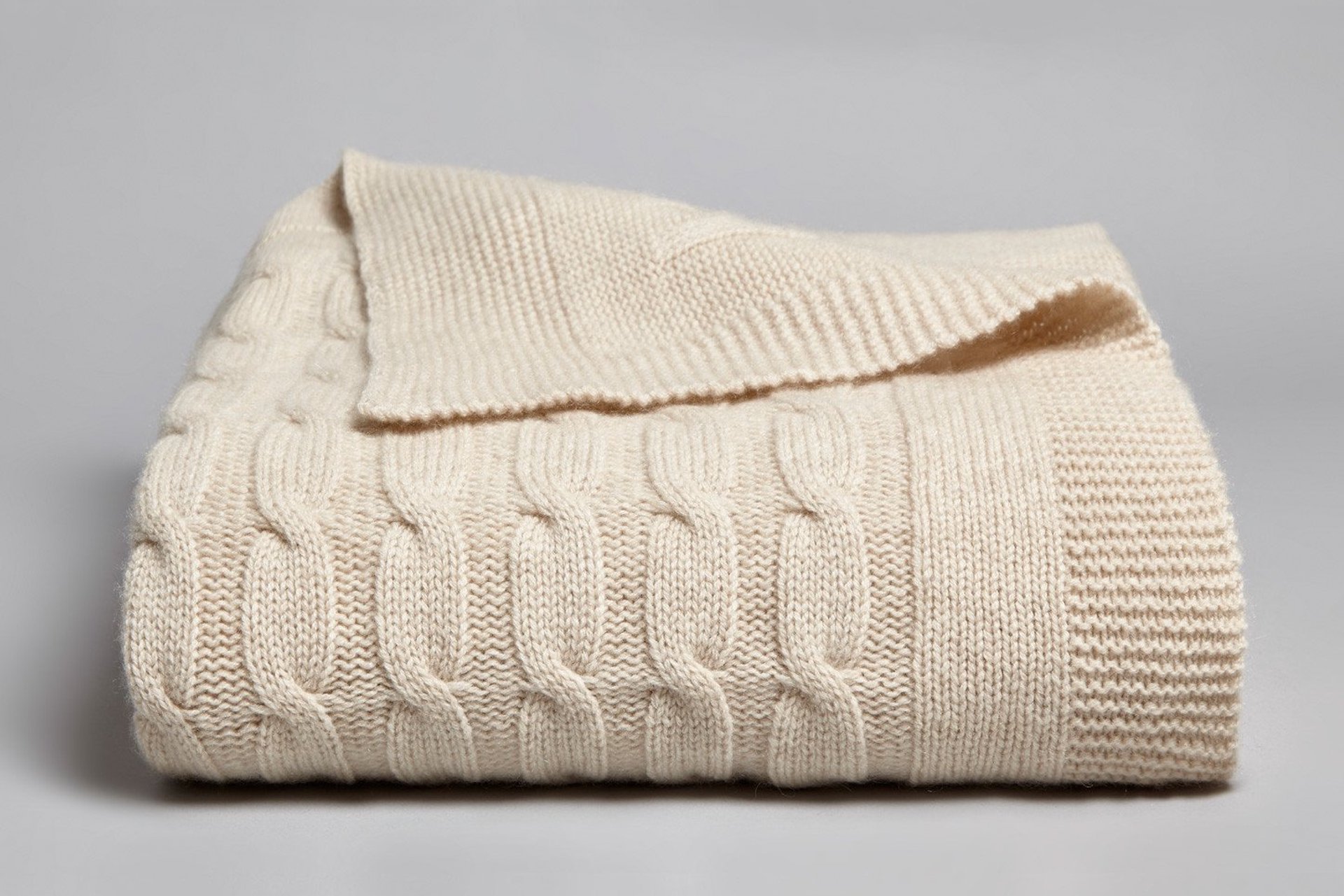 Coze Oshin Luxury Cashmere Cableknit Blanket Throw