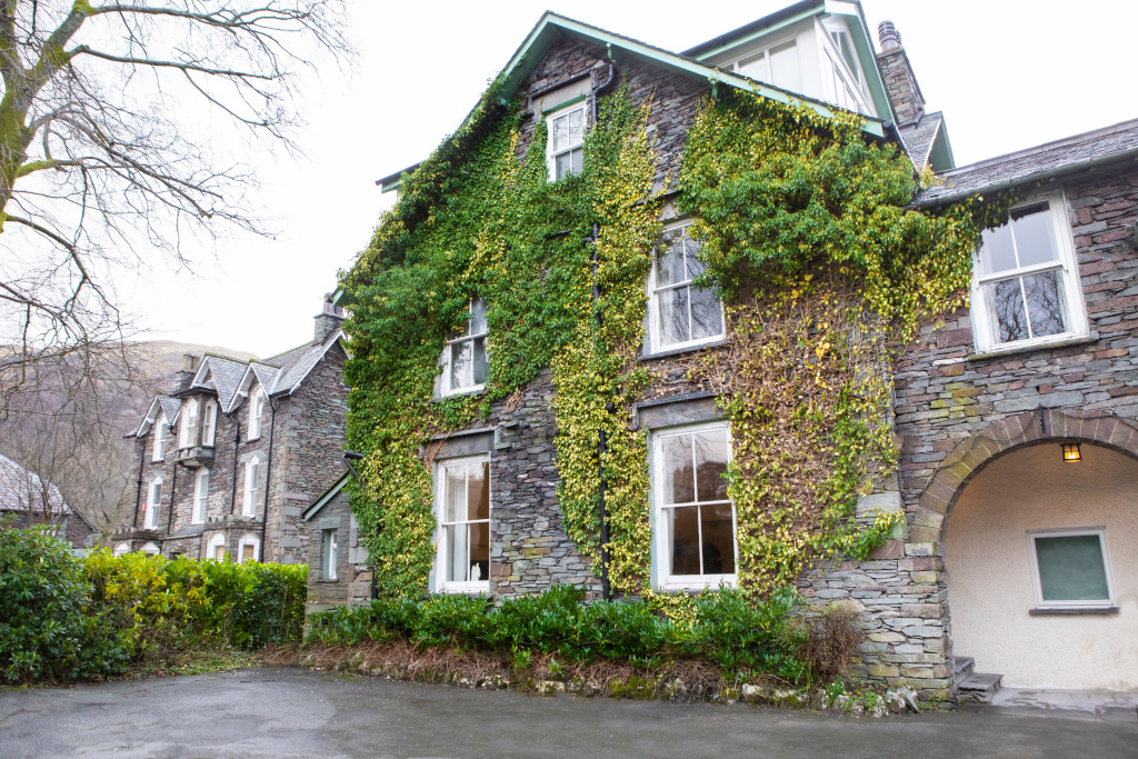 the victoria house hotel