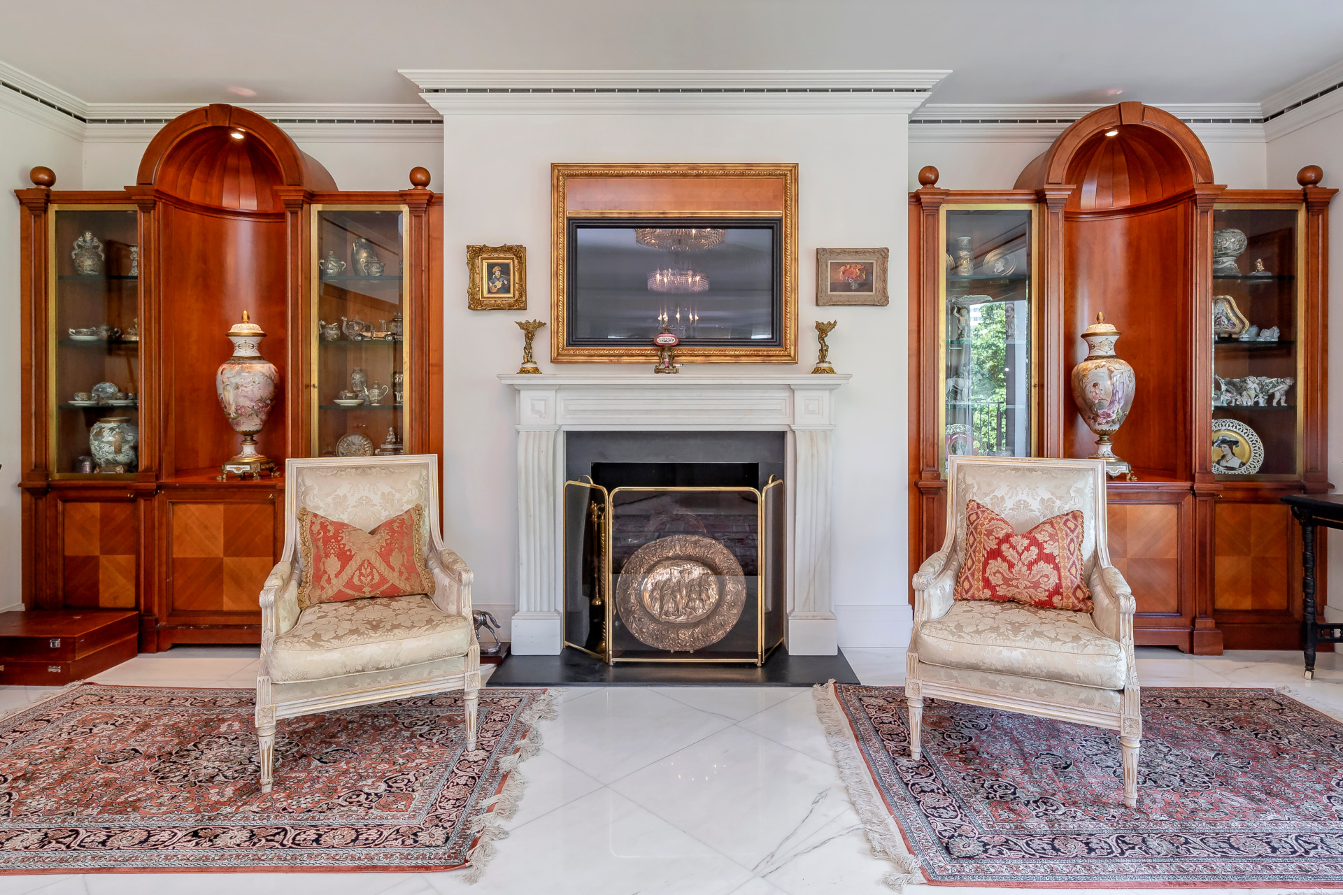 Harry Selfridge's Mayfair Apartment is Up For Sale