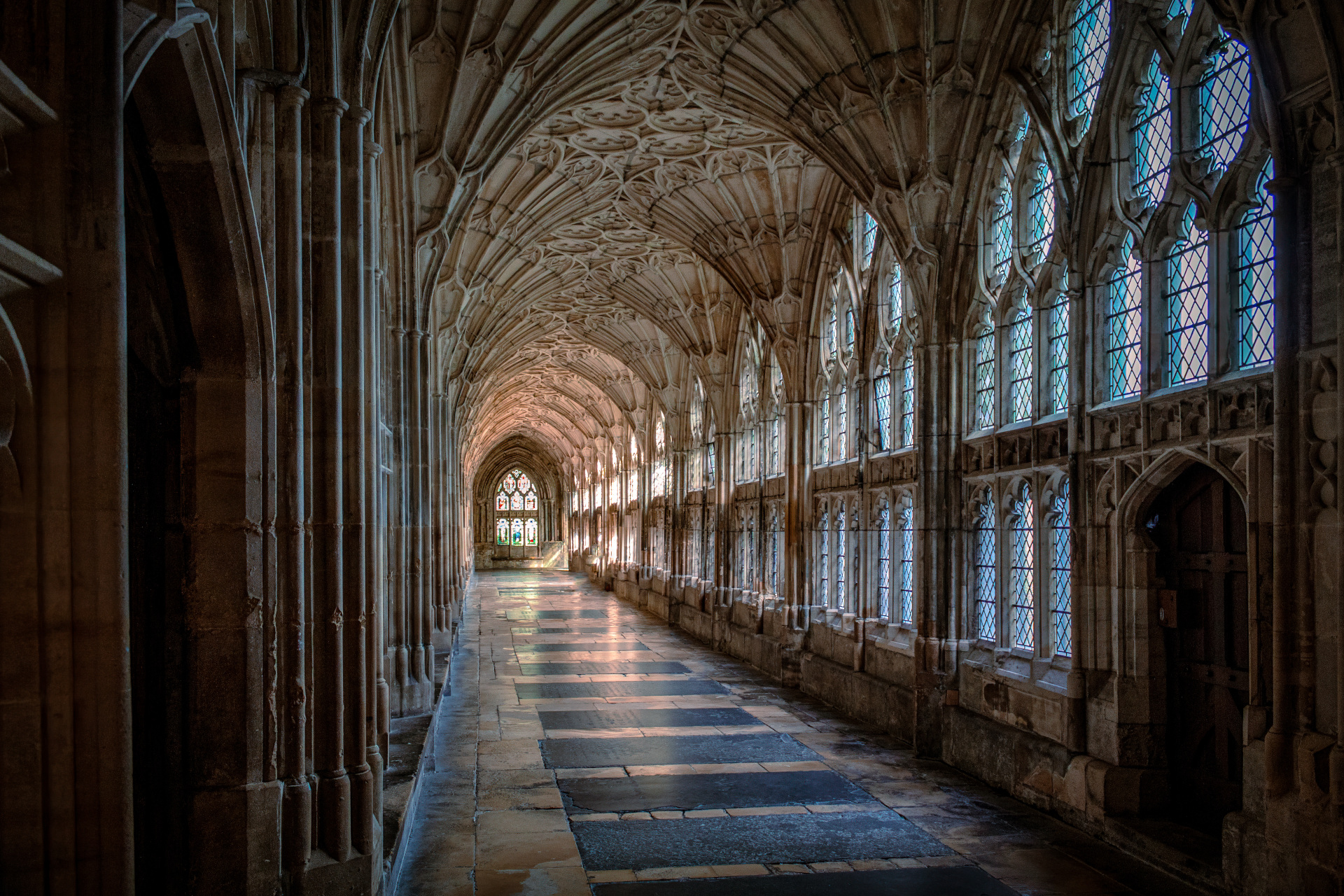 Harry Potter Filming Locations - Gloucester Cathedral cloisters