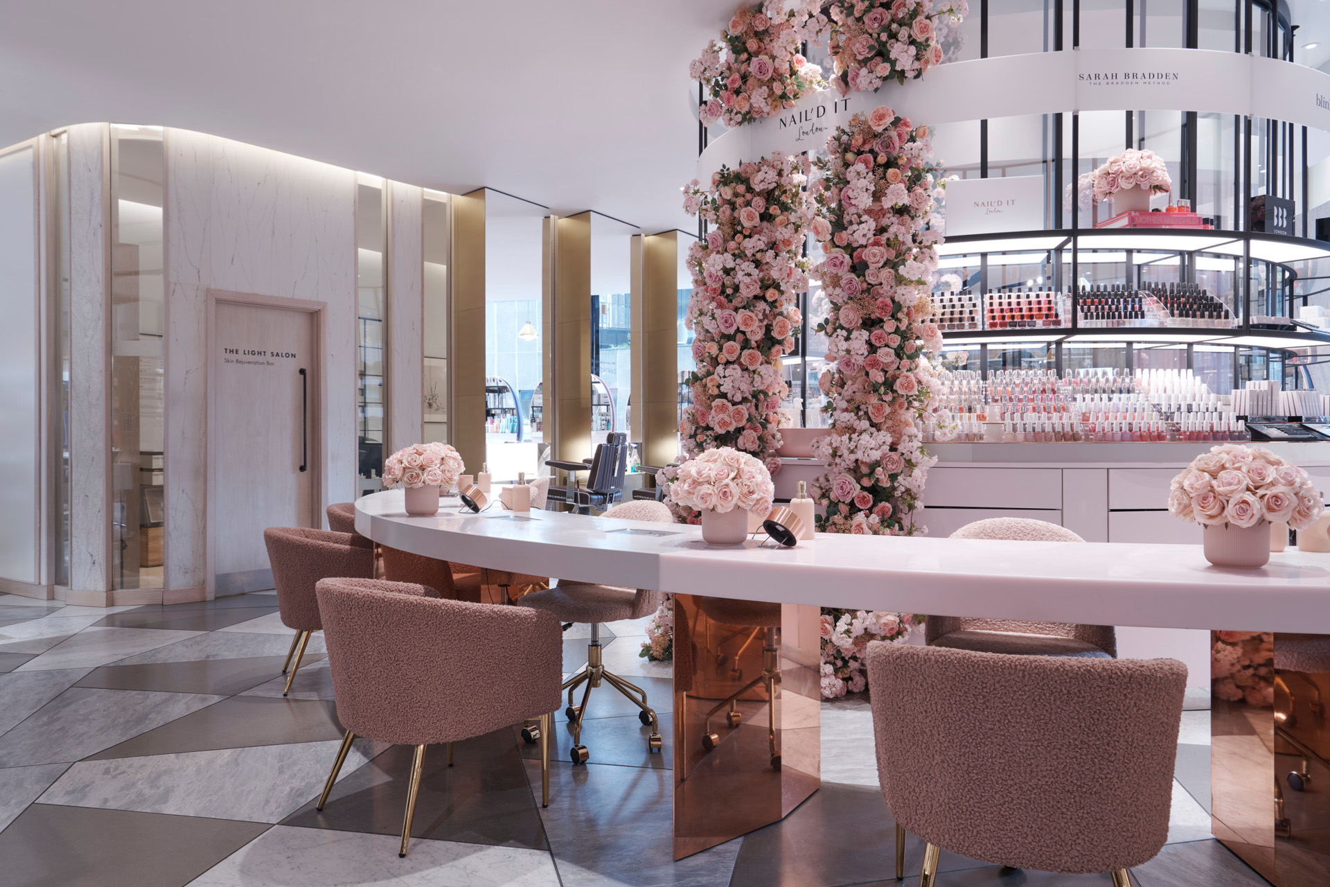 Pink beauty lounge 