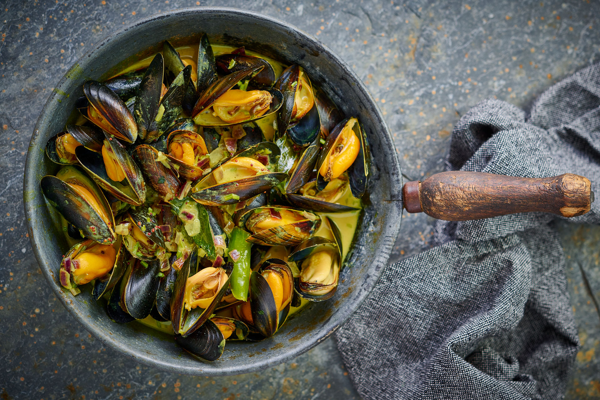 Recipe: Mussel Molee