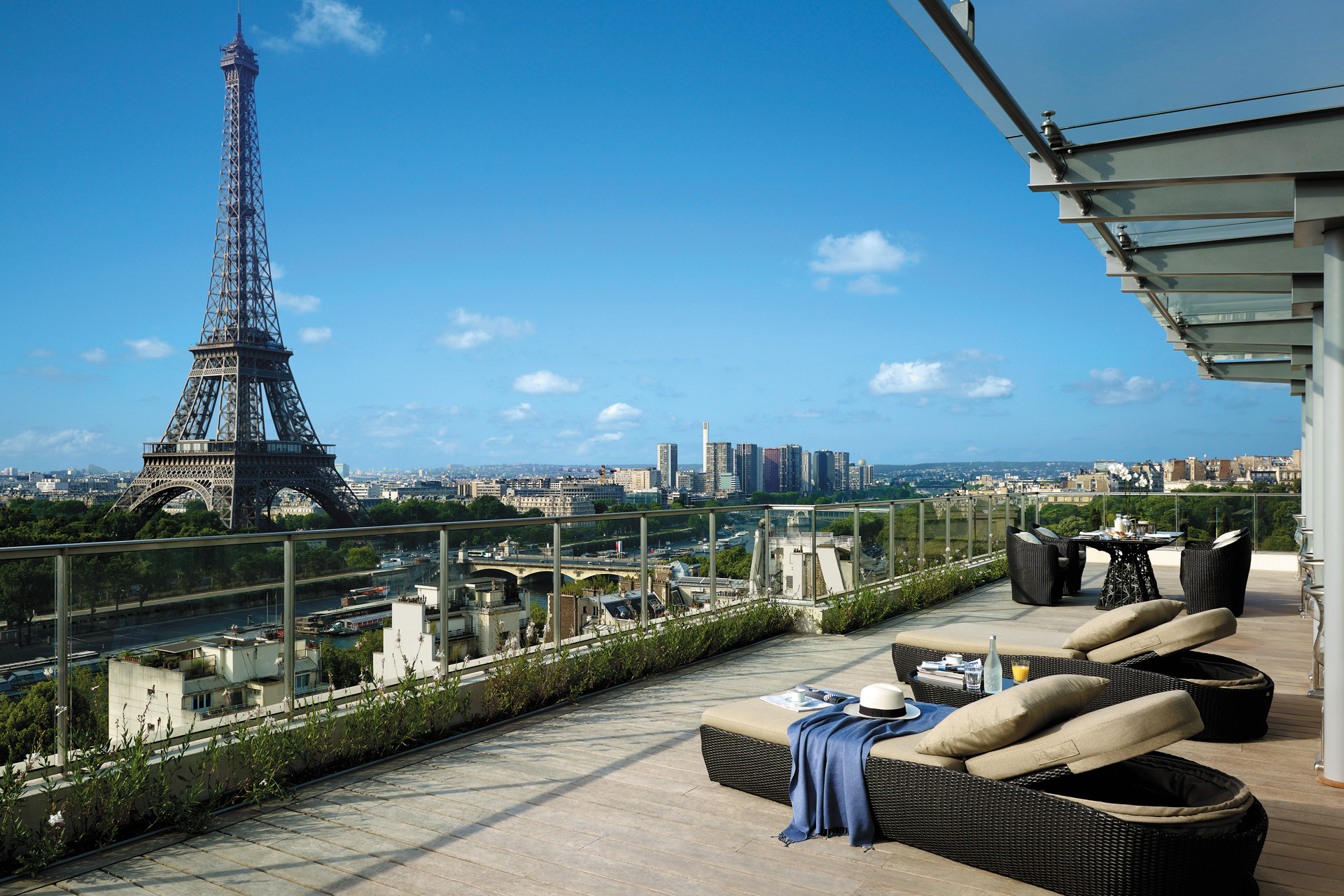 Hotel Review: Shangri-La Paris