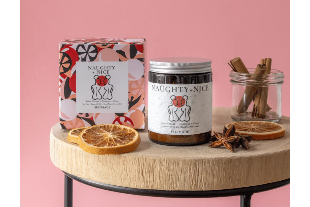 Candle on table | Christmas scented candles