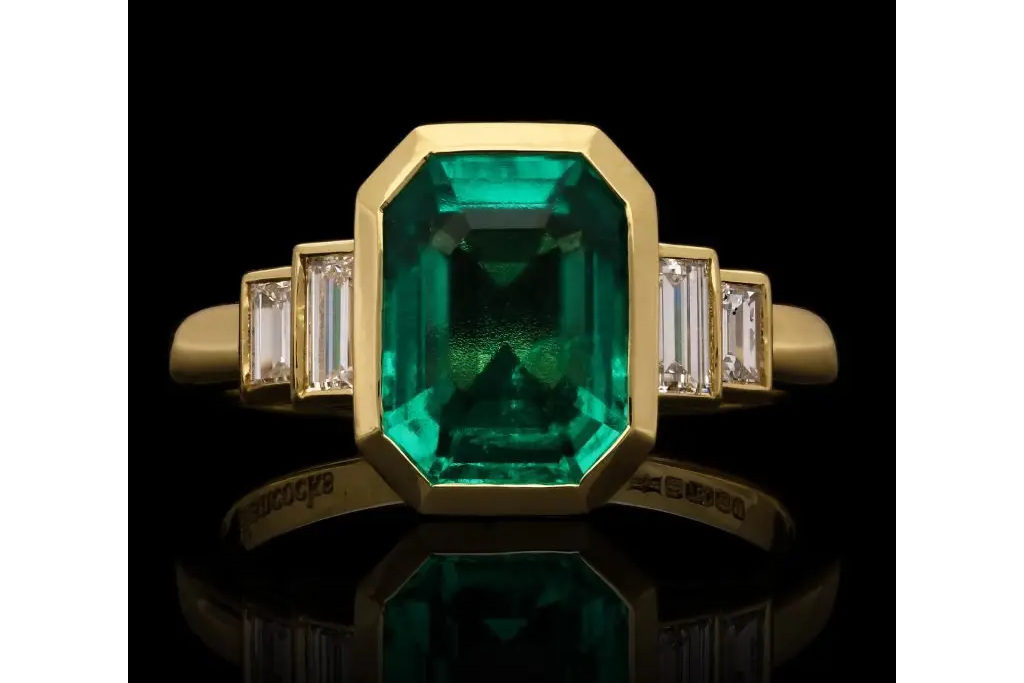Hancocks London 2.41ct Colombian Emerald Ring with Baguette Diamond Shoulders