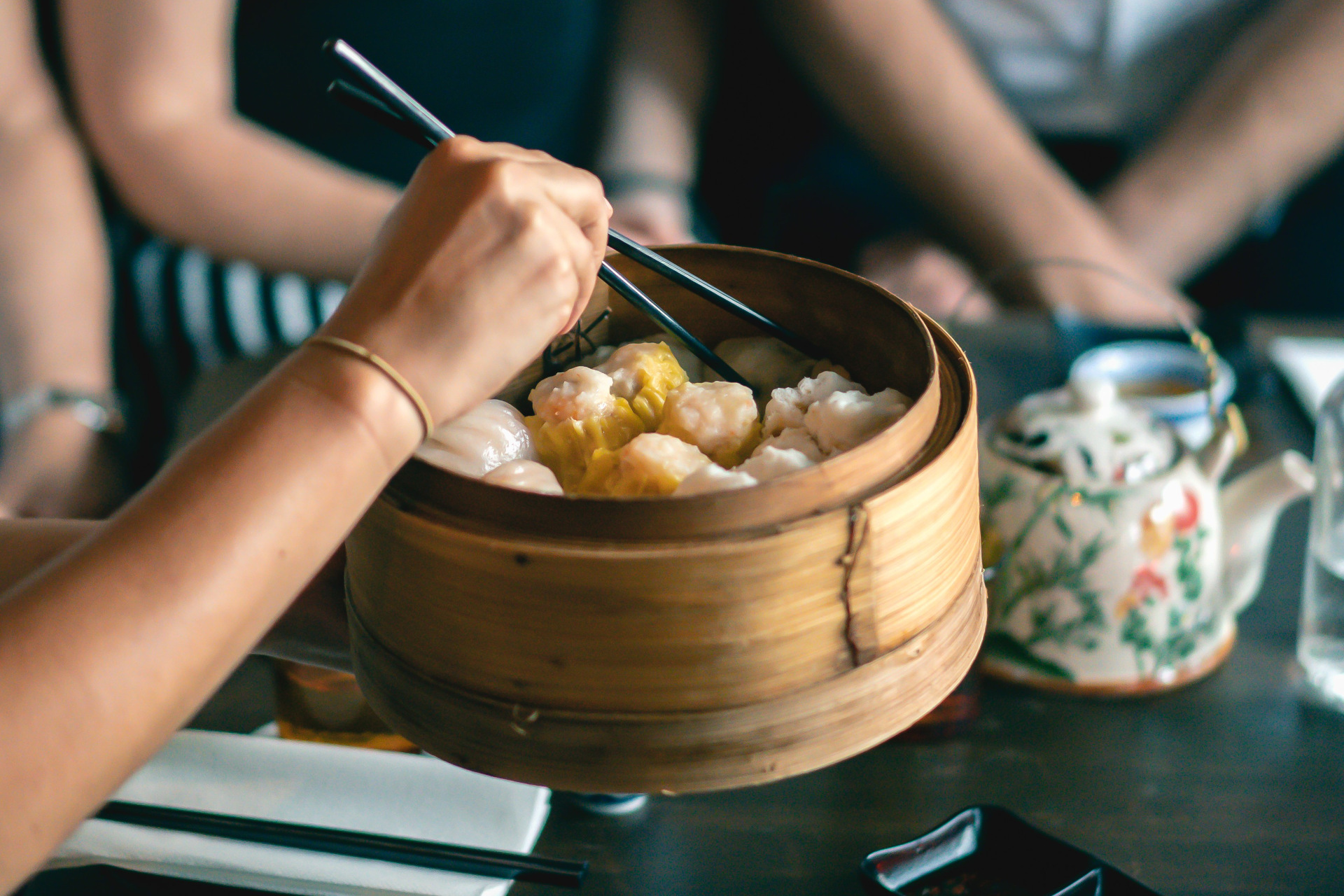 dim sum in bamboo steamer