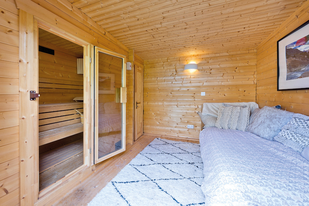 sauna in notting hill property