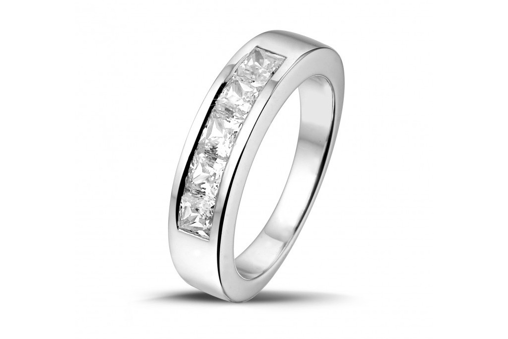 Baunat Classics Collection 0.75 carat white golden eternity ring with princess diamonds
