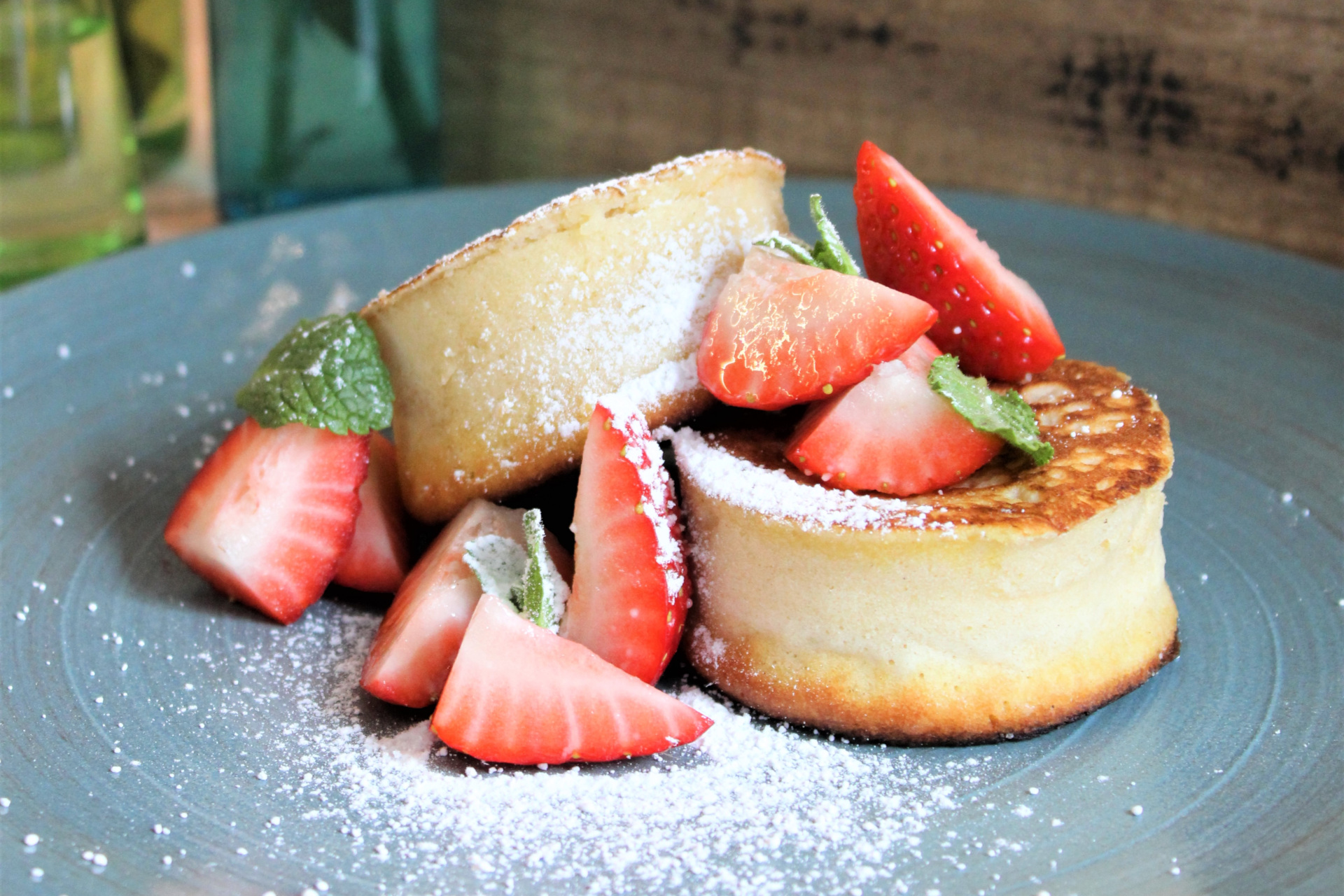 Fluffy Japanese Pancakes with strawberries