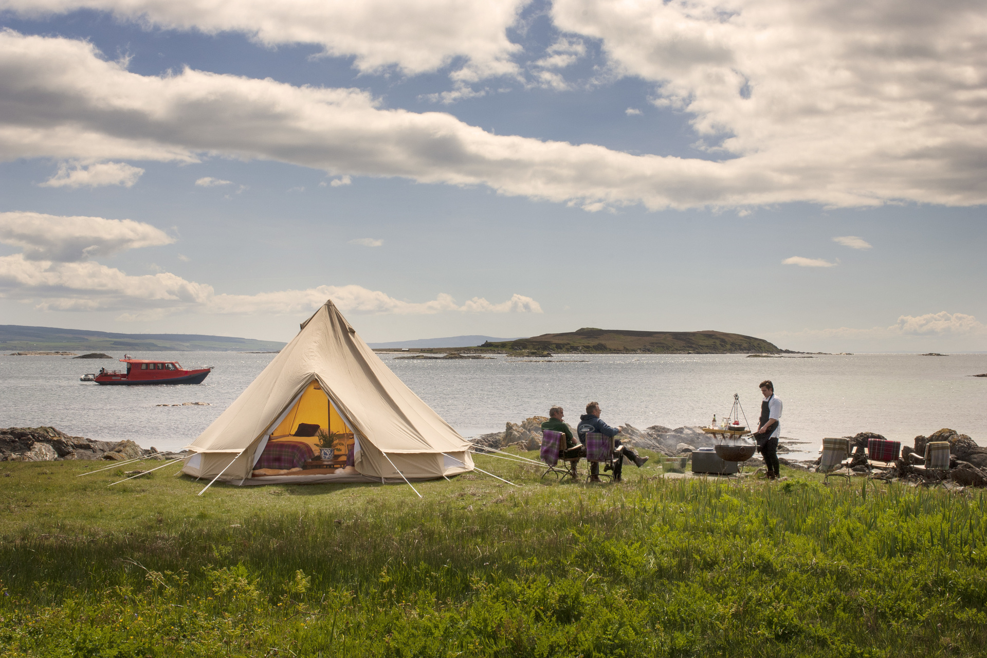 Glenapp Castle Sea Safari Glamping