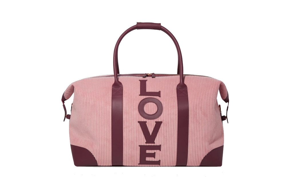 Pink weekend bag with 'LOVE' text | valentines gifts