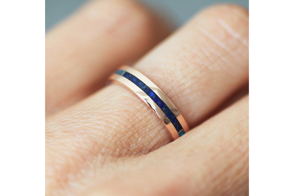 Capuccine Men's Wedding Ring with Lapis Lazuli Inlay