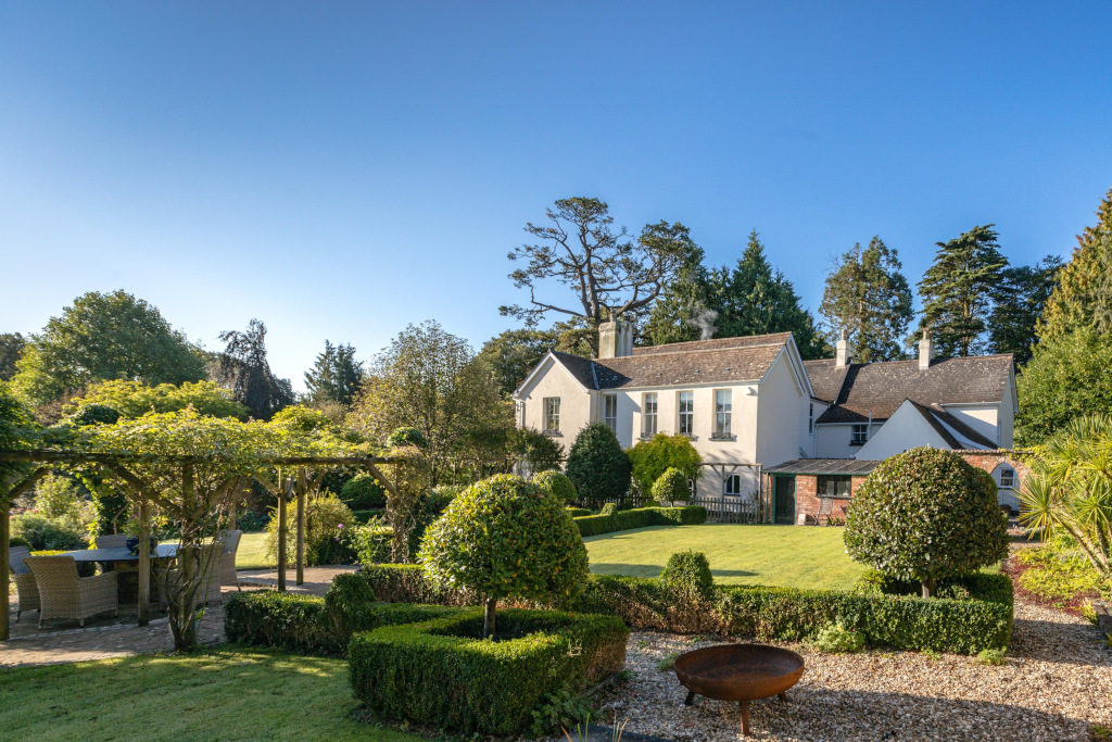 Ottery St Mary, Higher Metcombe, Devon country home