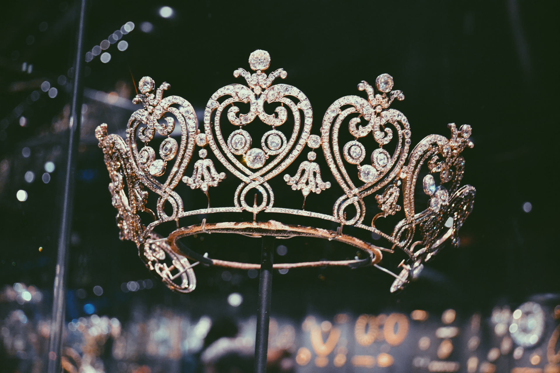 The Best Tiaras for Regency Lovers, Bridgerton