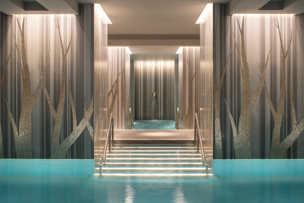 four seasons swimming pool 