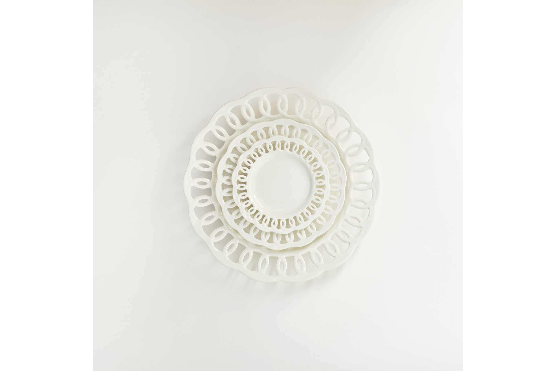 Maison Margaux lattice white dinner sets - rent
