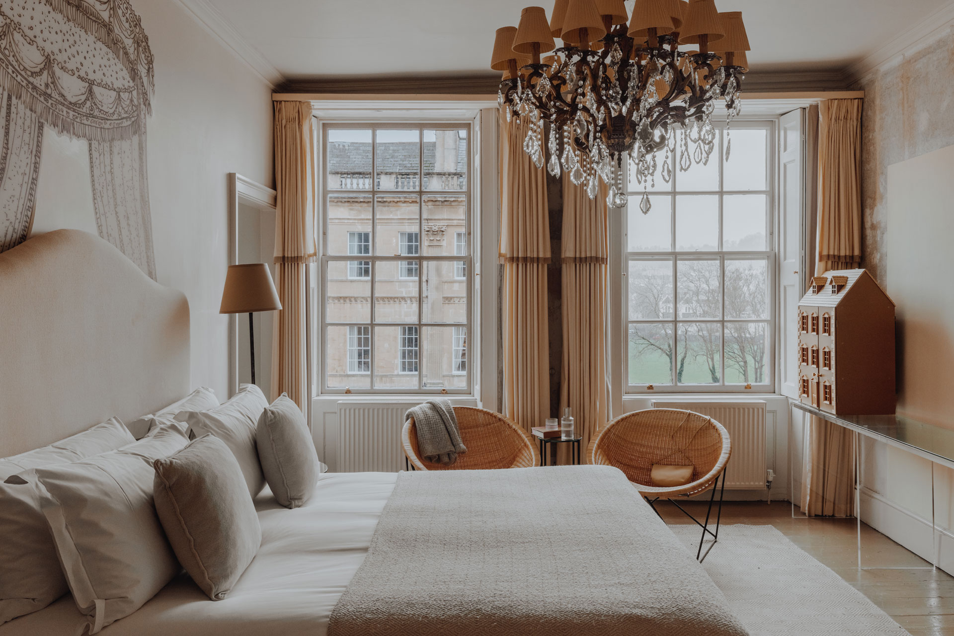 Calling All Bridgerton fans: Here's Your Perfect Stay in Bath