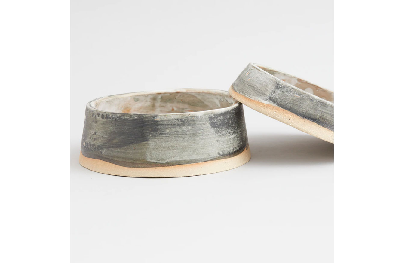 KINTAILS X KANA LONDON DOG BOWL