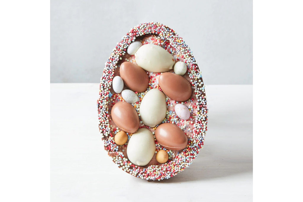 Cutter & Squidge, Funfetti Filled Easter Egg