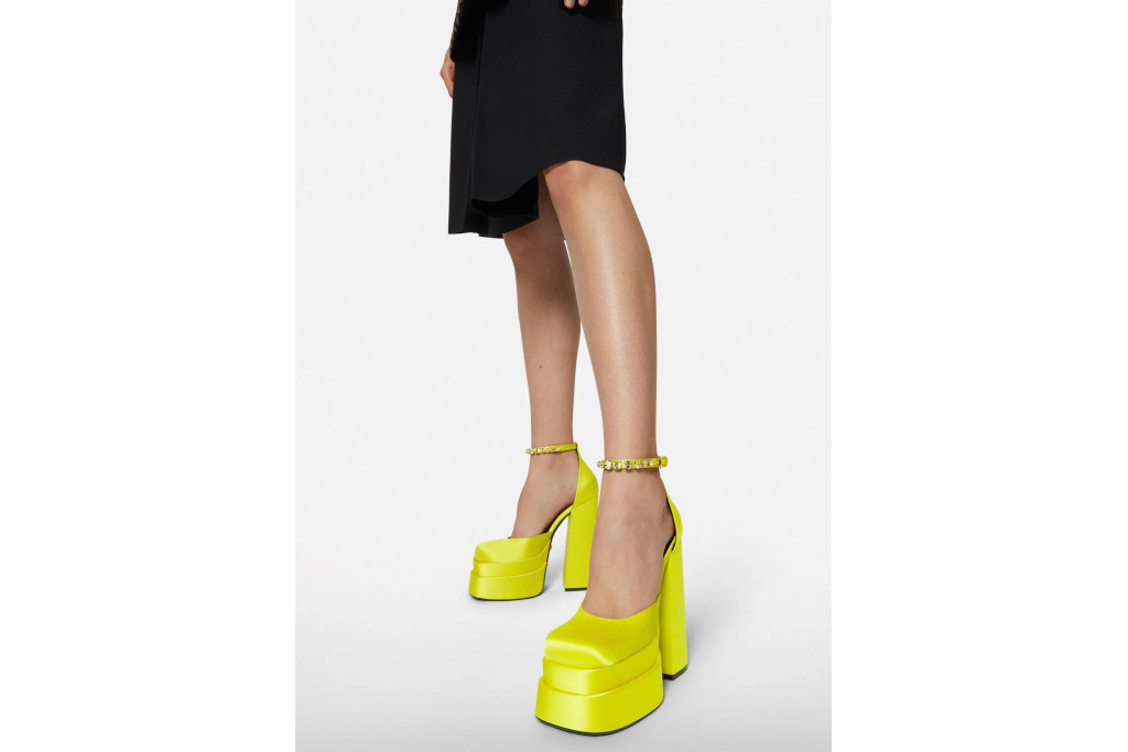 VERSACE Medusa Aevitas Satin Platform Pumps in Yellow