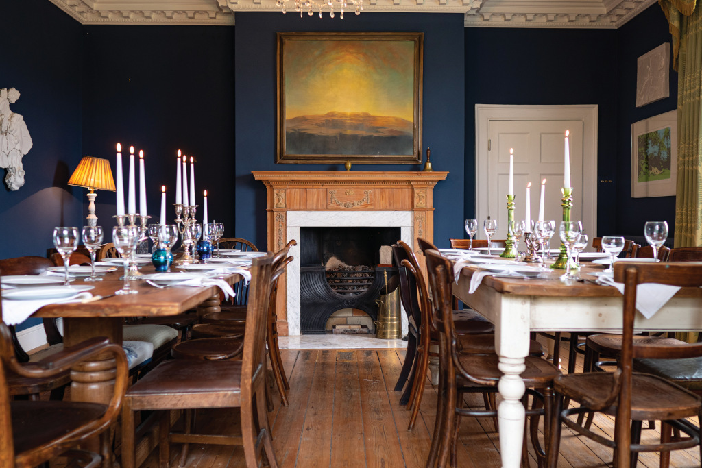dining room sawcliffe manor